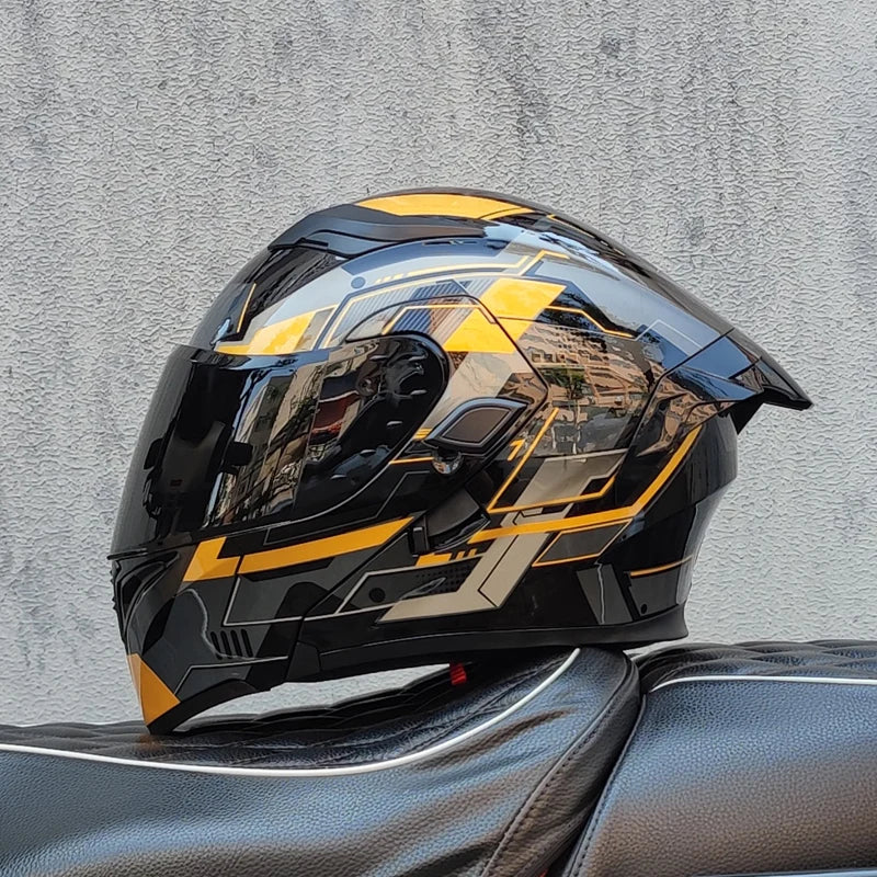 ORZ- Full Face Motorcycle Helmet Personalized Tail Wing