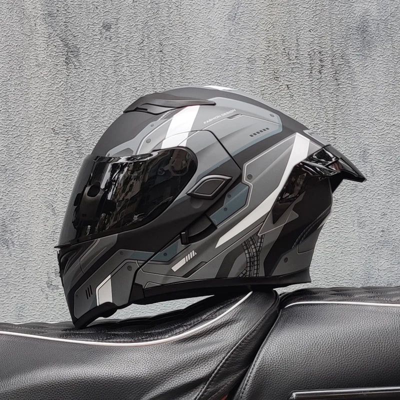 ORZ- Full Face Motorcycle Helmet Personalized Tail Wing
