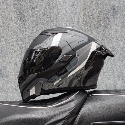 ORZ- Full Face Motorcycle Helmet Personalized Tail Wing