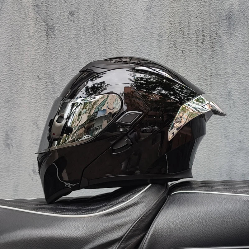 ORZ- Full Face Motorcycle Helmet Personalized Tail Wing